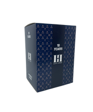 Lade das Bild in den Galerie-Viewer, Limitierte "10 YEARS" Fanbox